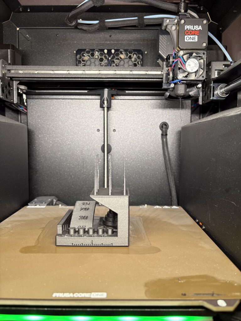 Zkušební tisk z nylonu na Prusa Core One
